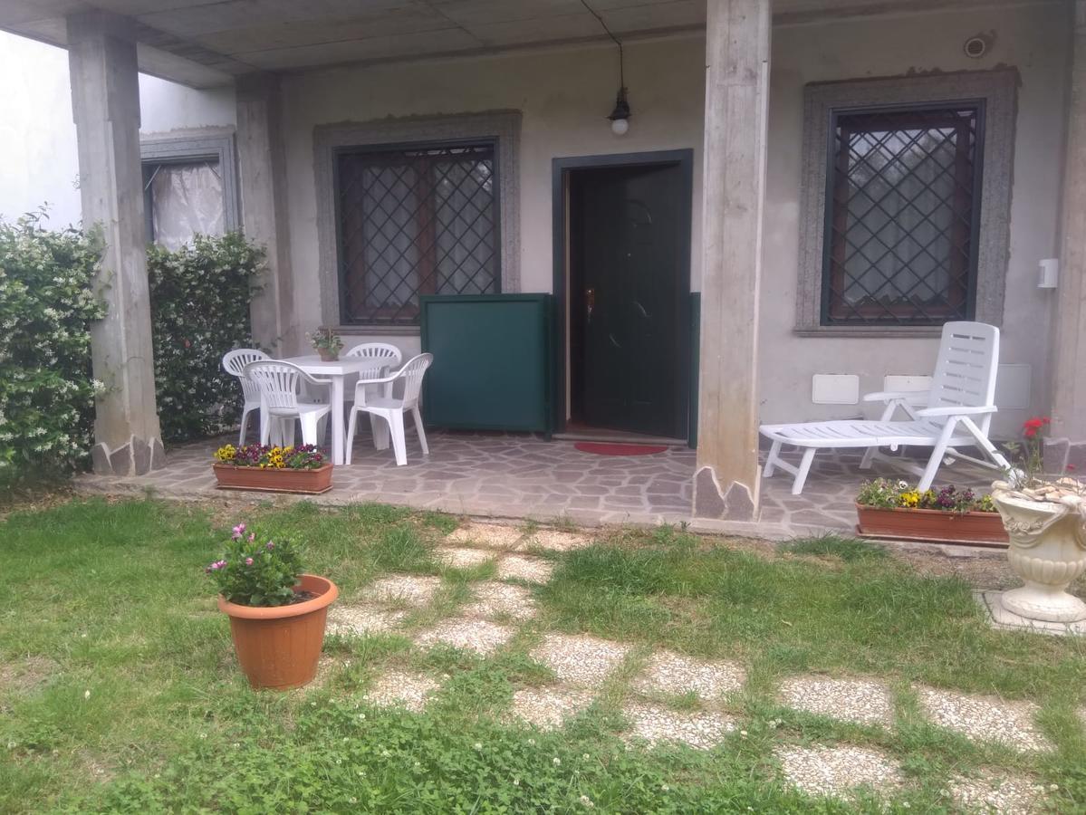 Casa Vacanze Le Rose Ariccia Εξωτερικό φωτογραφία